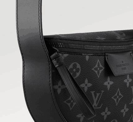 【お洒落メンズへ】Louis Vuitton　ショルダーバッグ　LV ムーン